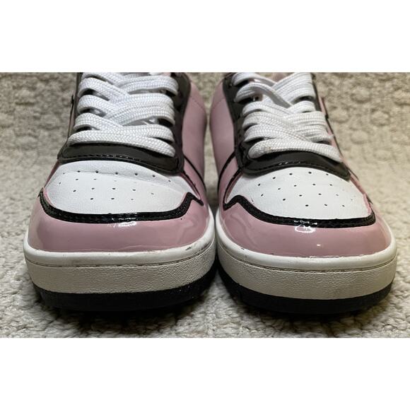 Hello Kitty Pink Leather Sneakers Womens US 8 Patent Leather Sanrio Auth Court - Picture 5 of 12